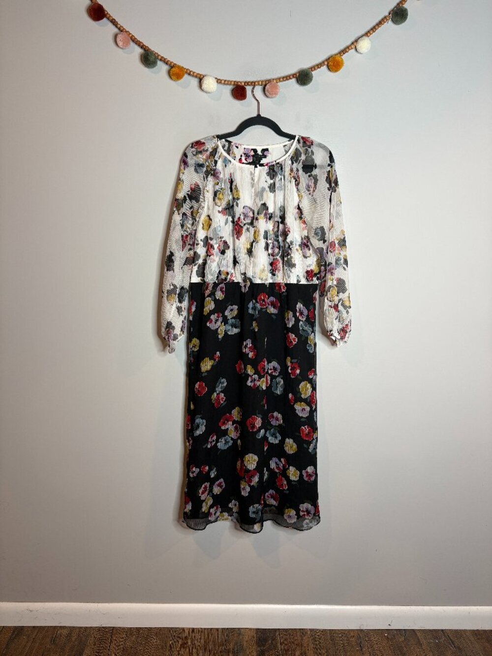 Ann Taylor color block floral long sleeve dress